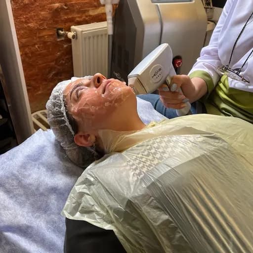 اراف نیومیداس جوانسازی بدون سوزن و غیر تهاجمی